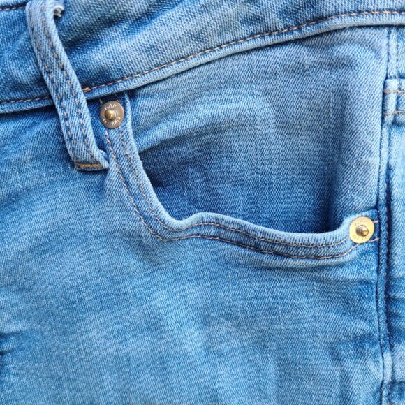 FRAME Le Hight Skinny Distressed Jeans size 28 - Picture 9 of 15